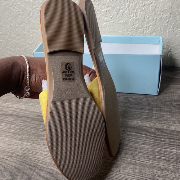 Yellow flip flop - Picture 5 of 5